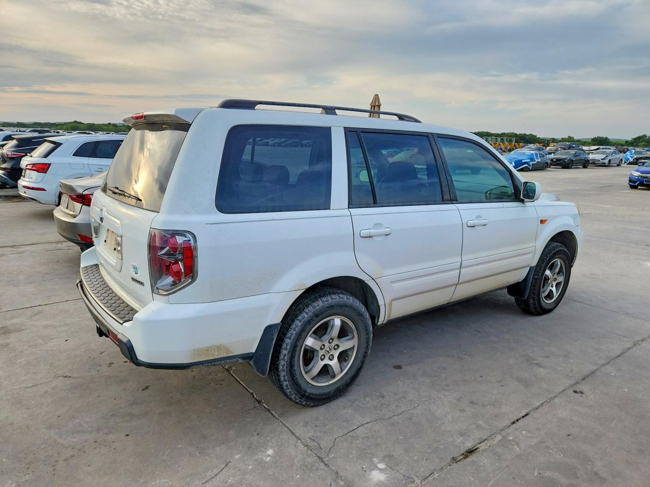 2008 Honda Pilot Ex White vin: 5FNYF18448B009523
