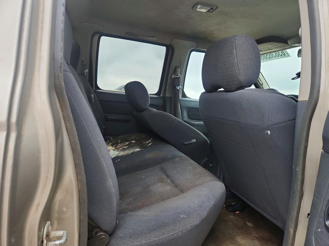 2004 Nissan Frontier Xe-v6 Gray vin: 1N6ED29X54C469155