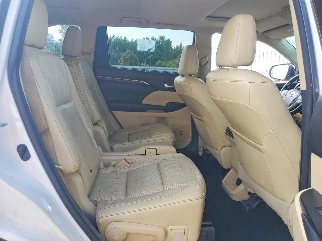 2015 Toyota Highlander Limited White vin: 5TDYKRFH9FS066955