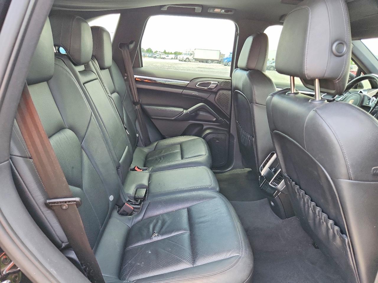 2012 Porsche Cayenne S Black vin: WP1AB2A27CLA40815