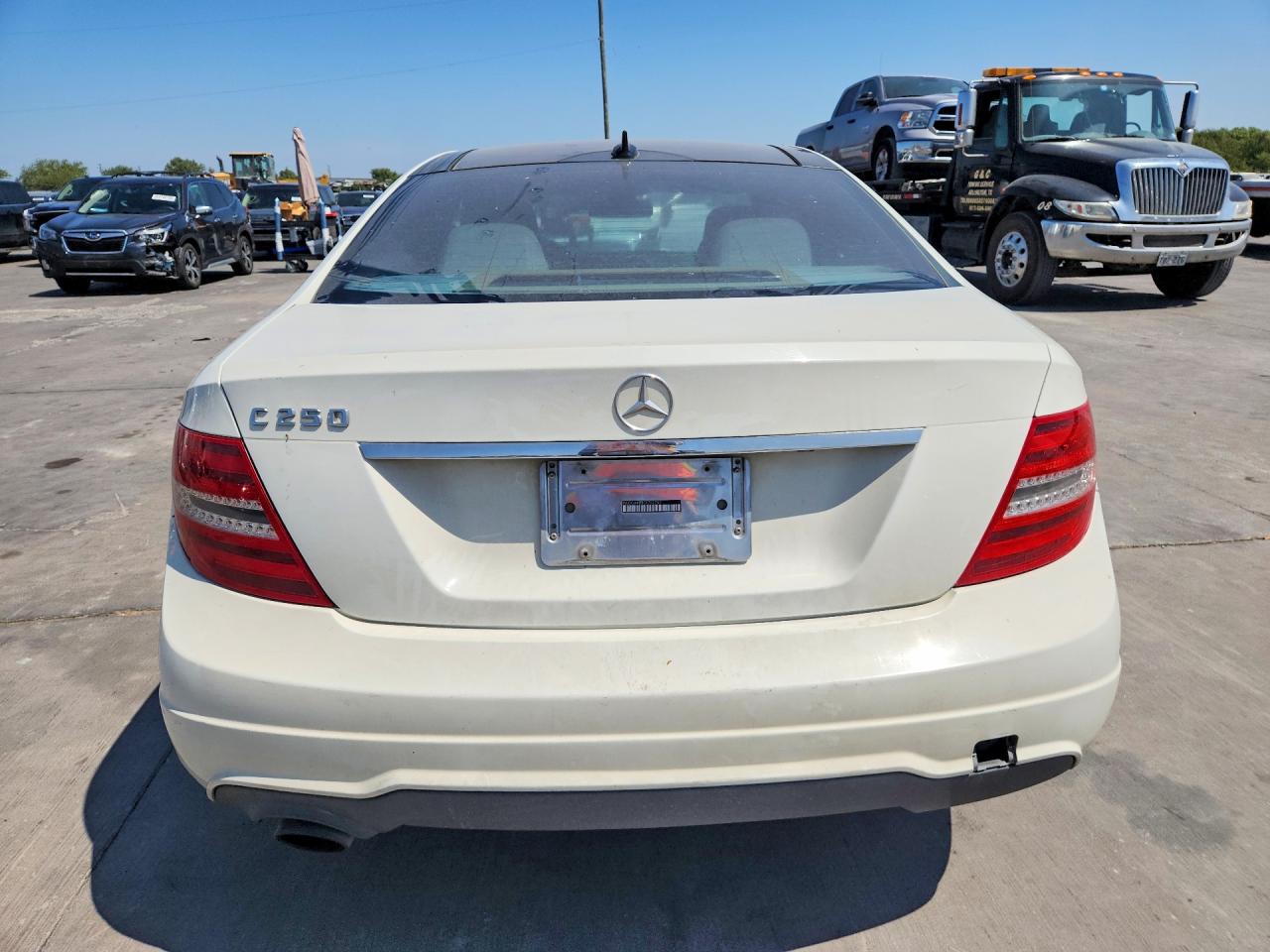2012 Mercedes-benz C 250 White vin: WDDGJ4HB1CF752757