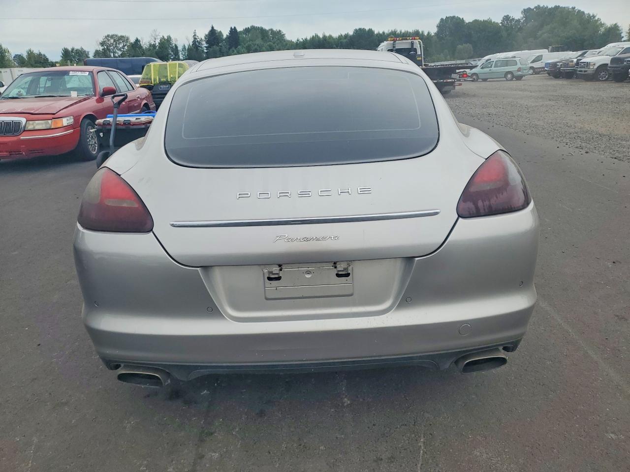 2011 Porsche Panamera 2 Silver vin: WP0AA2A75BL011151