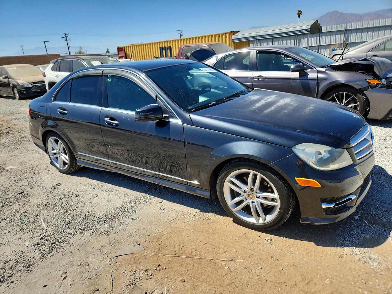 2013 Mercedes-benz C 250 Black vin: WDDGF4HB0DA768464