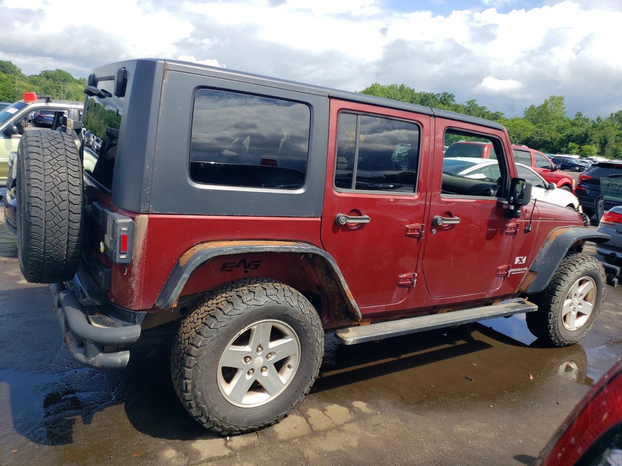 2007 Jeep Wrangler X Burgundy vin: 1J4GA391X7L151908