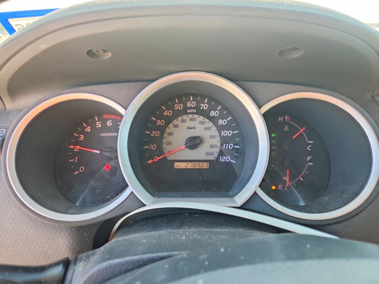 2005 Toyota Tacoma Double Cab Prerunner Long Bed Silver vin: 5TEKU72N25Z097885
