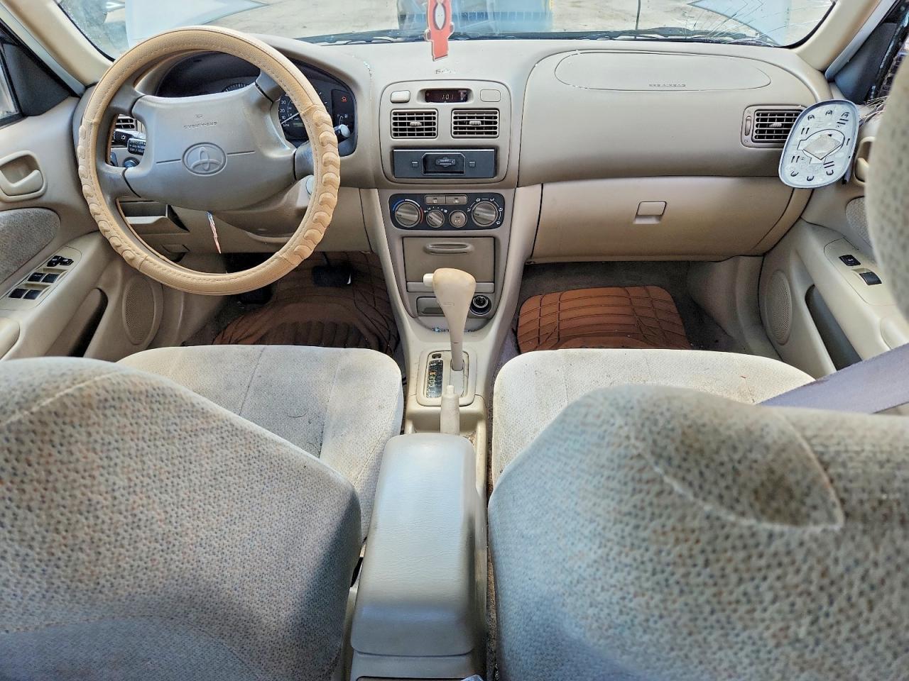 2002 Toyota Corolla Le Бежевый vin: 2T1BR12E82C548835