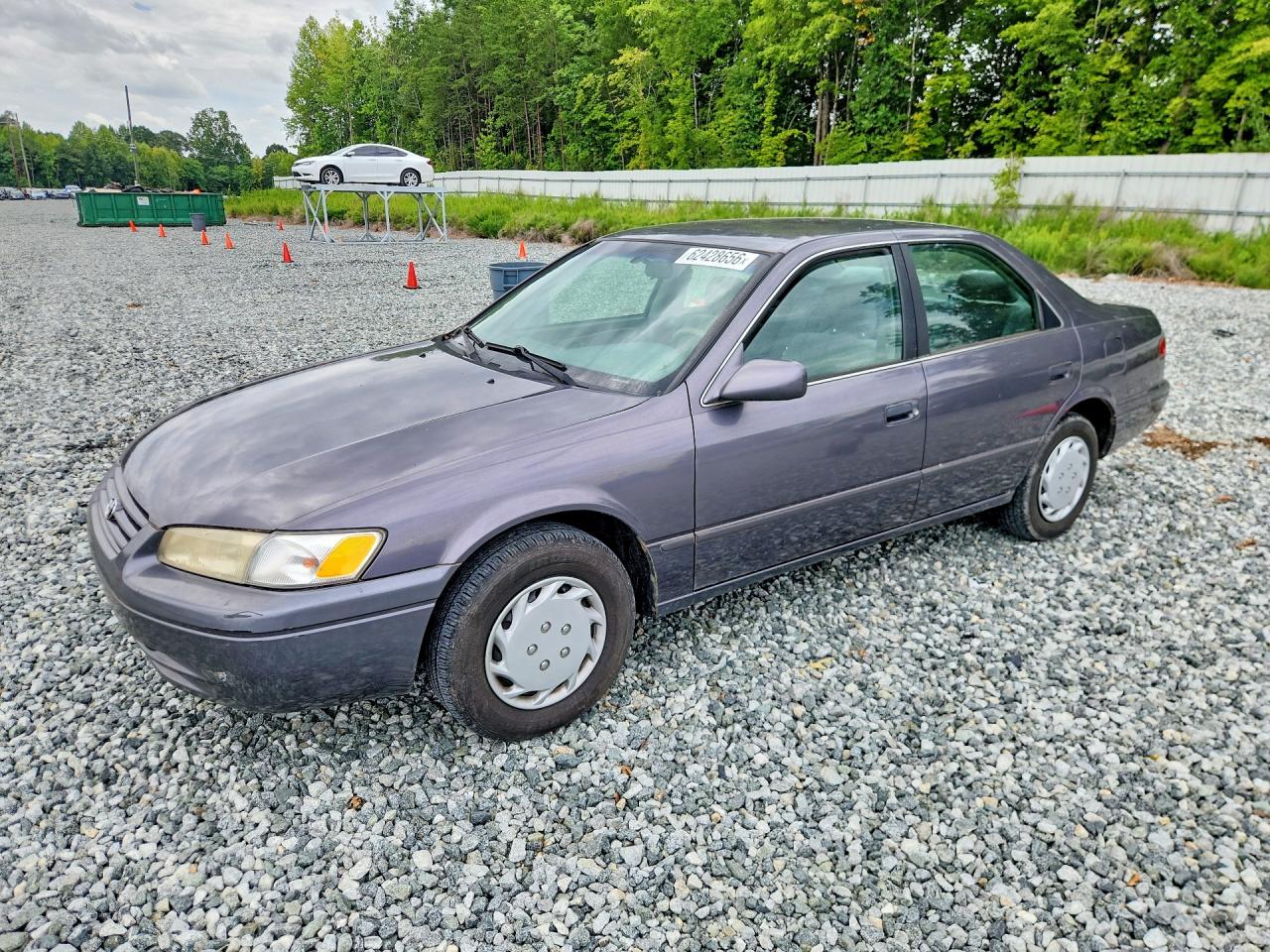 1998 Toyota Camry Le Gray vin: 4T1BG22K5WU857653