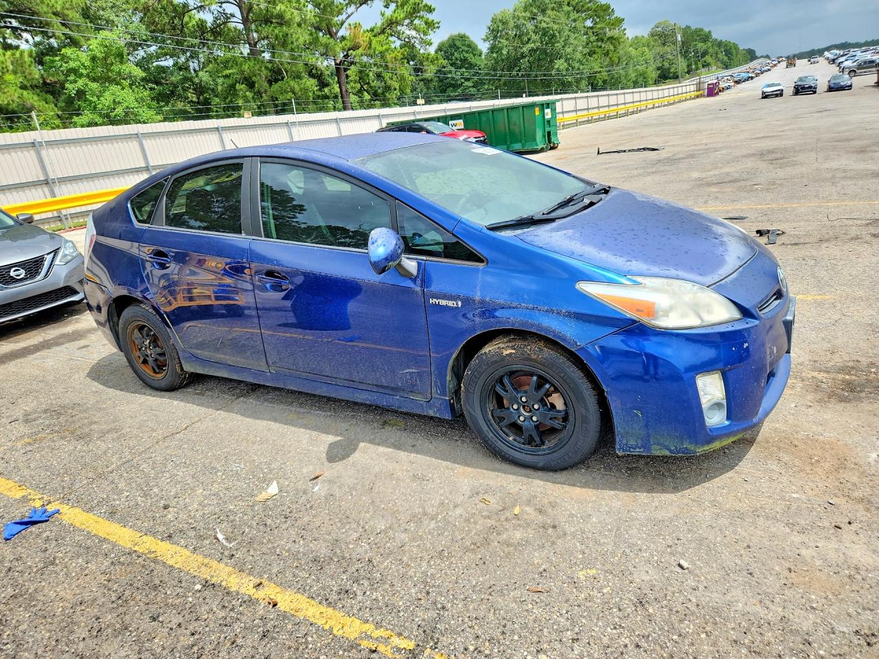 2011 Toyota Prius Two Синий vin: JTDKN3DU9B1389890
