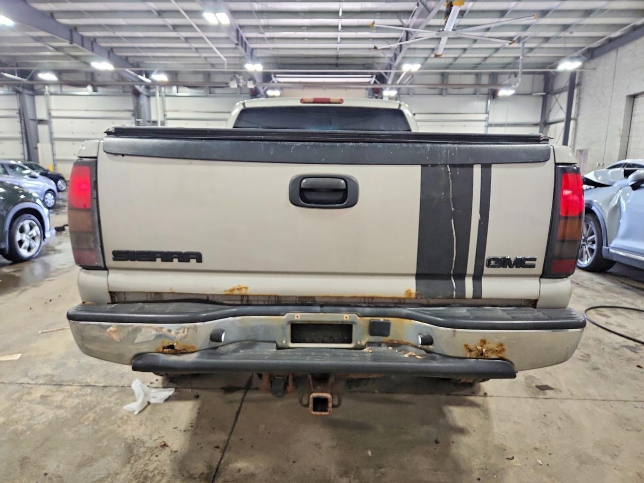 2006 Gmc New Sierra K1500 Желто-коричневый vin: 1GTEK19B36E168897