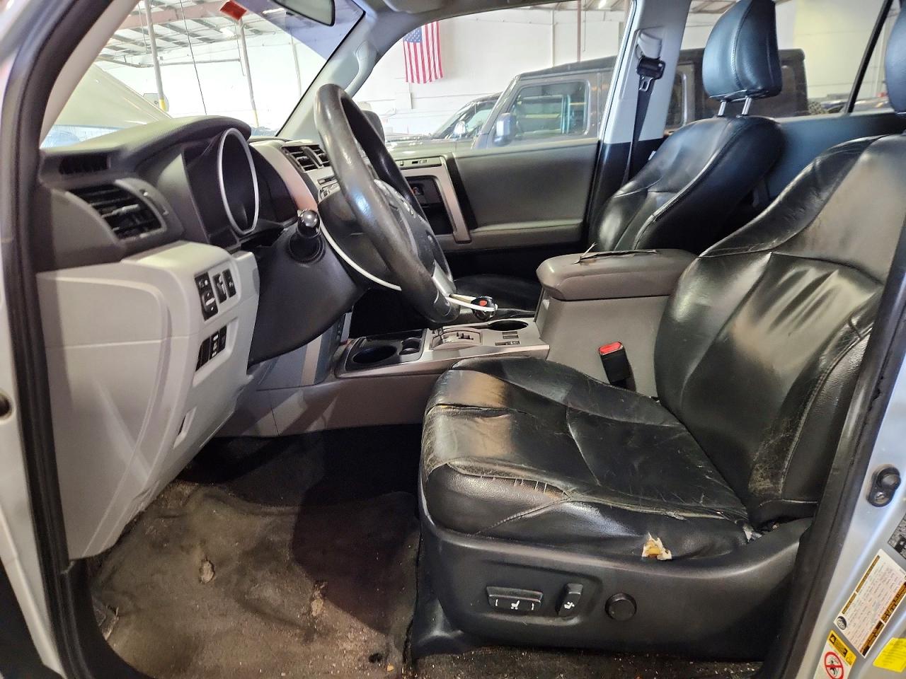 2011 Toyota 4runner Sr5 Silver vin: JTEZU5JR1B5032575