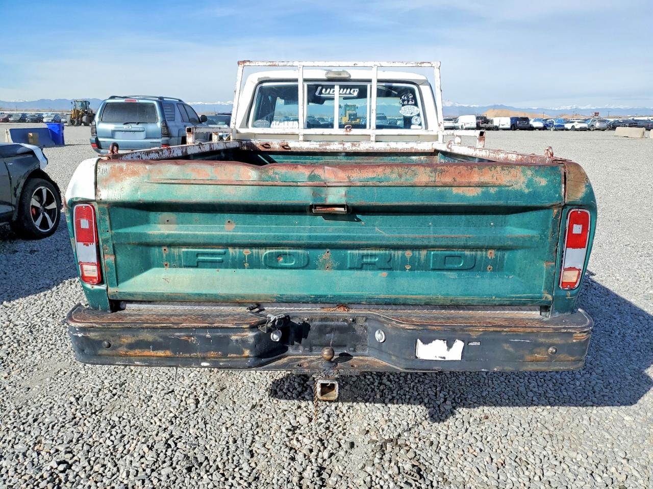 1977 Ford F350 Green vin: F35JCY23119