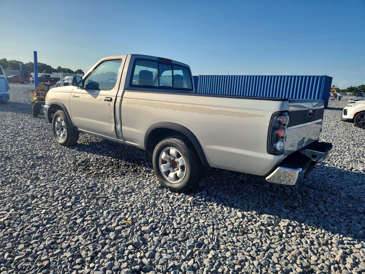 1998 Nissan Frontier Xe Бежевый vin: 1N6DD21S2WC380013