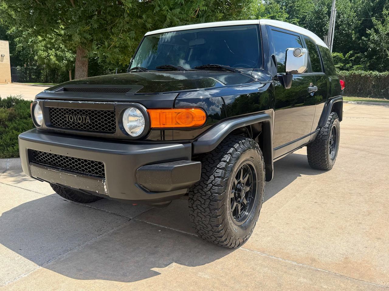 2007 Toyota Fj Cruiser Base Black vin: JTEBU11F770018393
