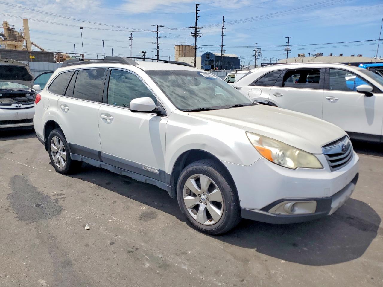 2012 Subaru Outback 3.6r Limited White vin: 4S4BRDJC4C2285269