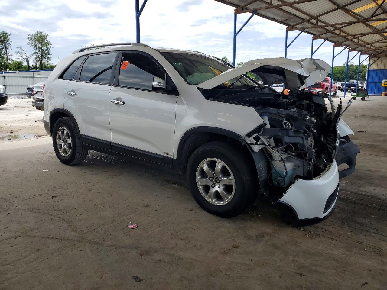 2011 Kia Sorento Lx White vin: 5XYKTDA2XBG133465