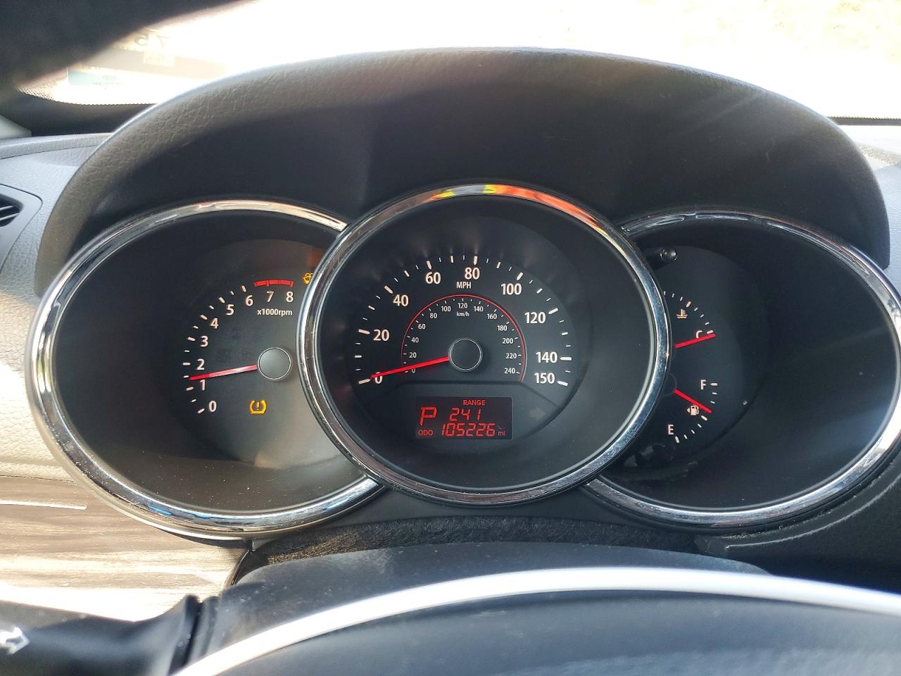 2011 Kia Sorento Lx Burgundy vin: 5XYKTCA18BG074529