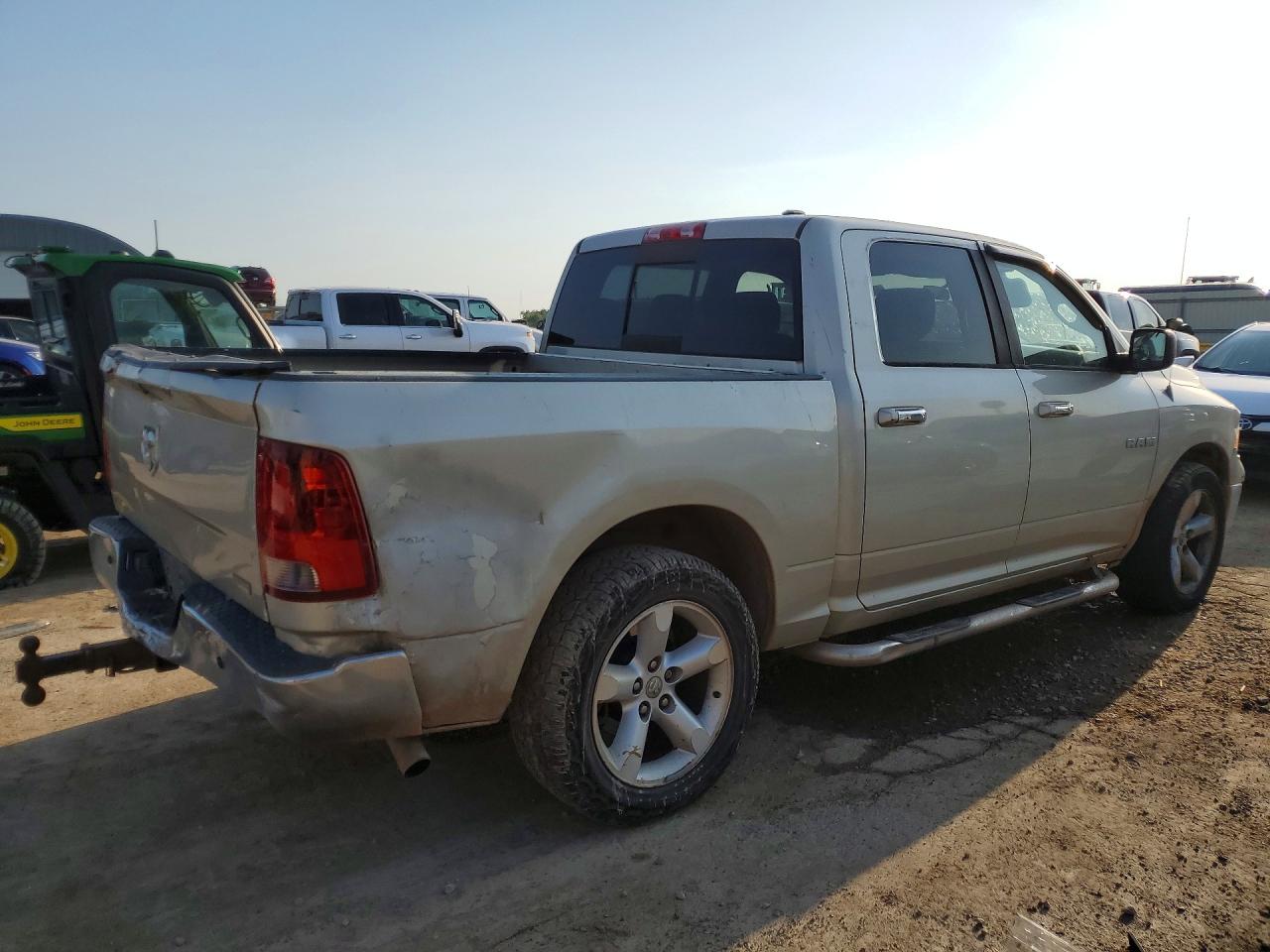 2009 Dodge Ram 1500 Beige vin: 1D3HB13P19J523165