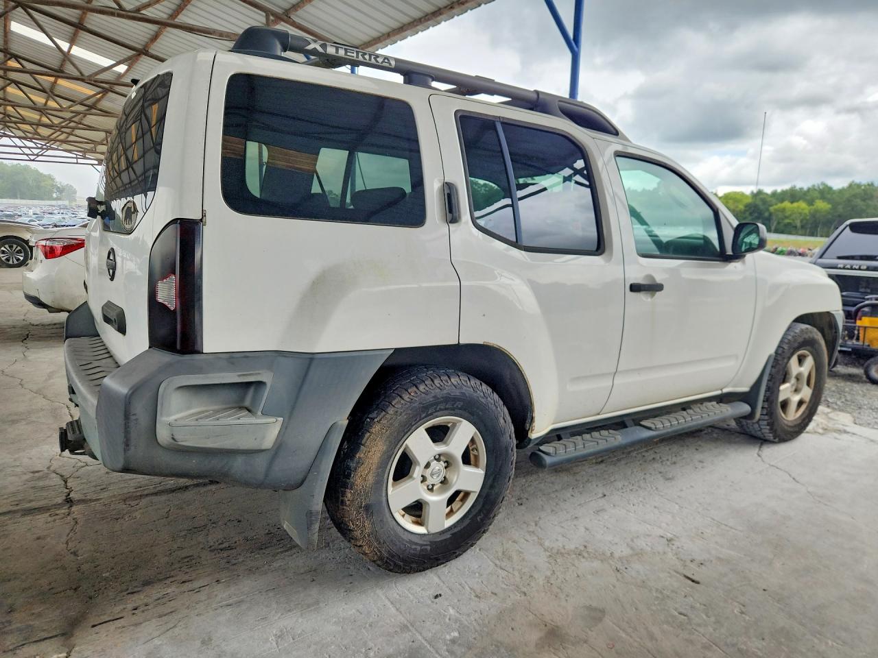 2008 Nissan Xterra X White vin: 5N1AN08U28C505153