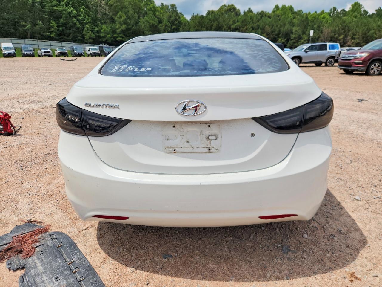 2013 Hyundai Elantra Gls White vin: 5NPDH4AE3DH445465