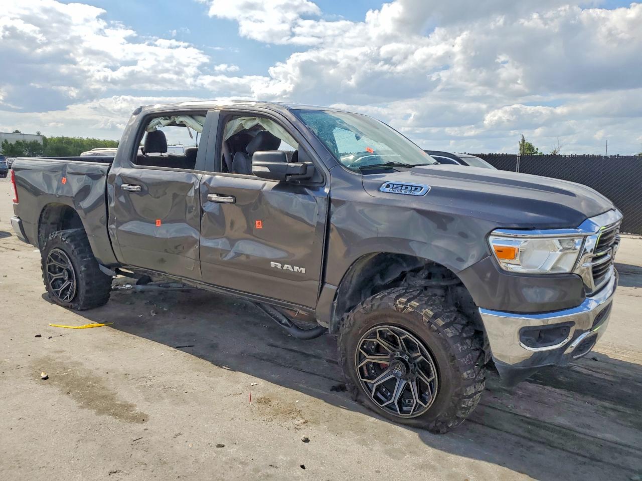 2020 Ram 1500 Big Horn Серый vin: 1C6SRFFT3LN125964
