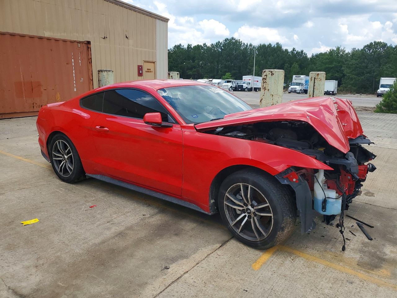 2015 Ford Mustang Red vin: 1FA6P8TH9F5312065