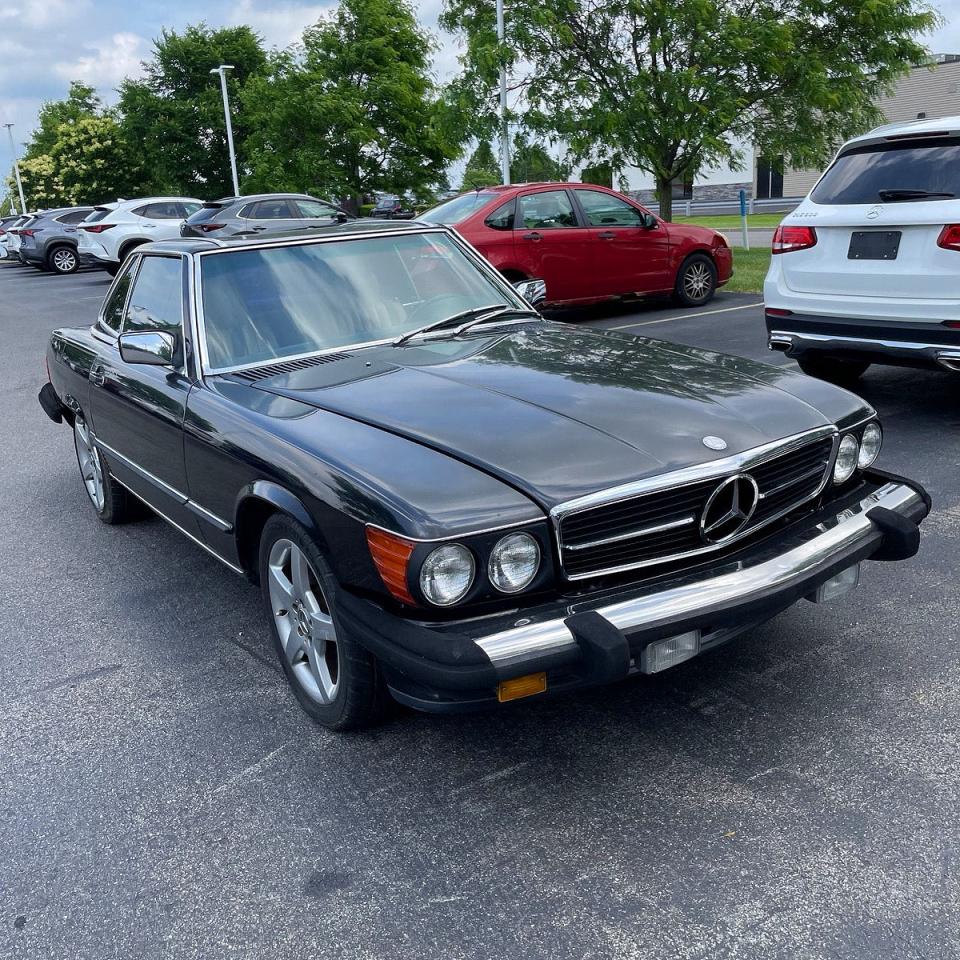 1988 Mercedes-benz 560 Sl Black vin: WDBBA48D5JA084797