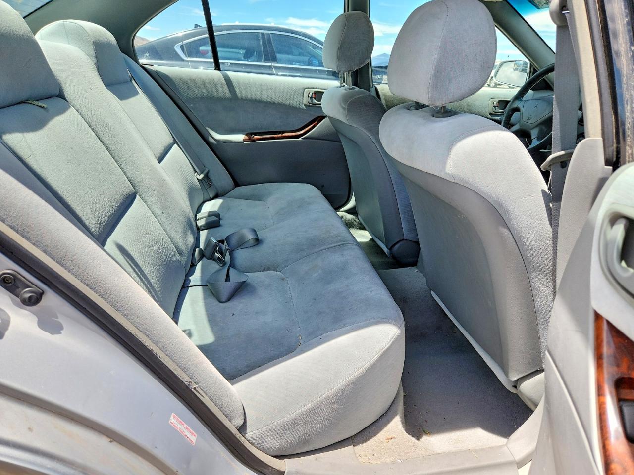 1999 Mitsubishi Galant Es Серебряный vin: 4A3AA46L0XE033732