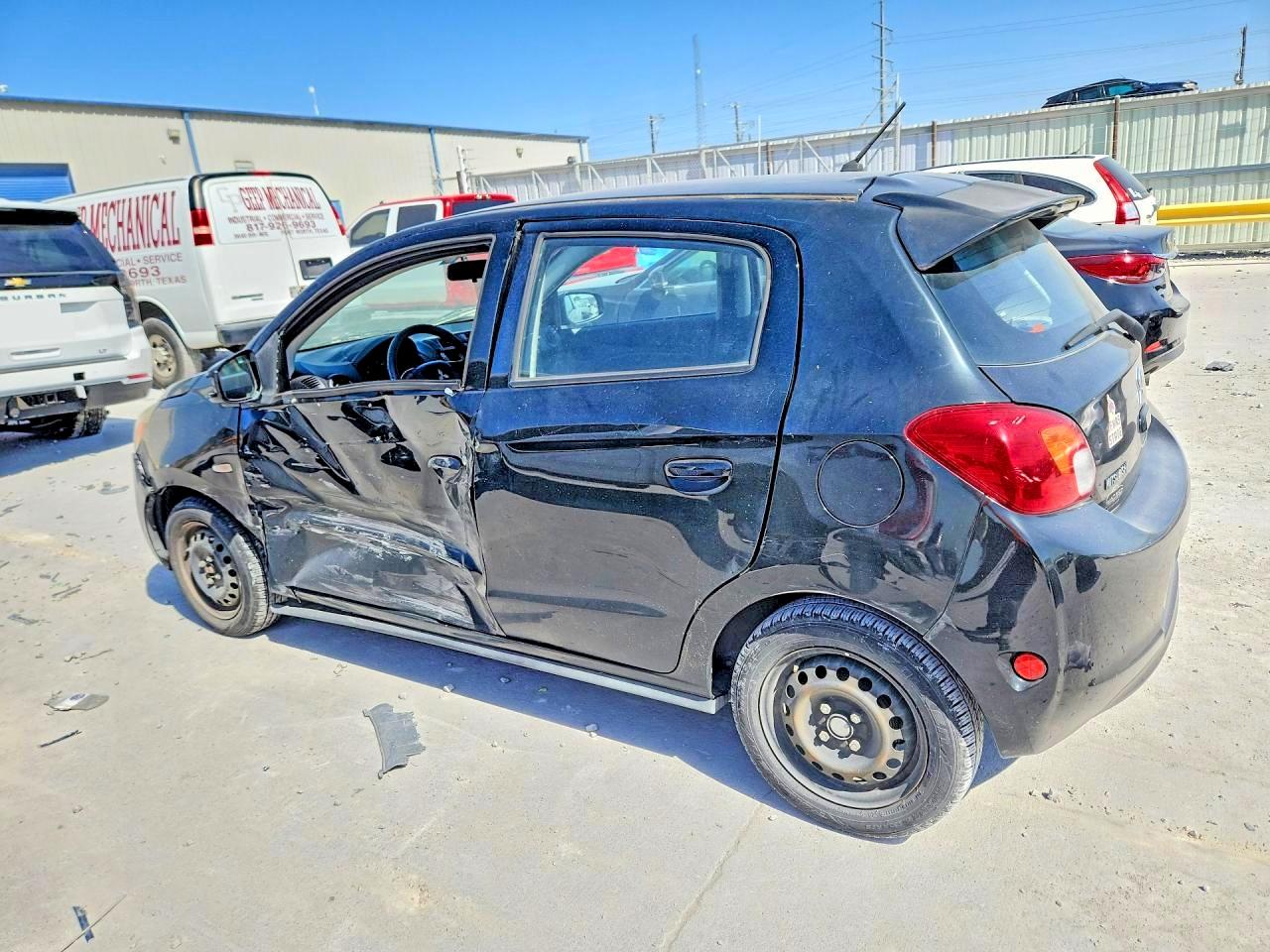 2015 Mitsubishi Mirage De Черный vin: ML32A3HJ5FH060891