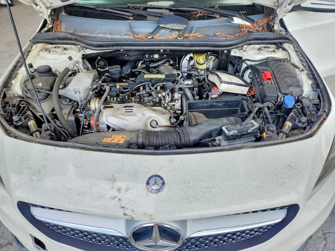 2014 Mercedes-benz Cla 250 White vin: WDDSJ4EB2EN160985