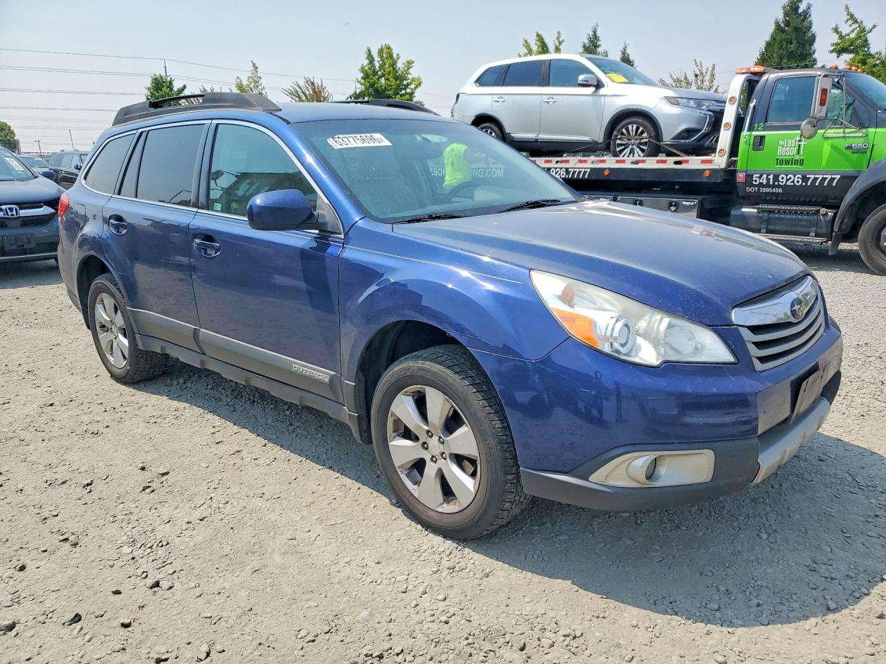 2011 Subaru Outback 2.5i Limited Blue vin: 4S4BRBJC2B3360001