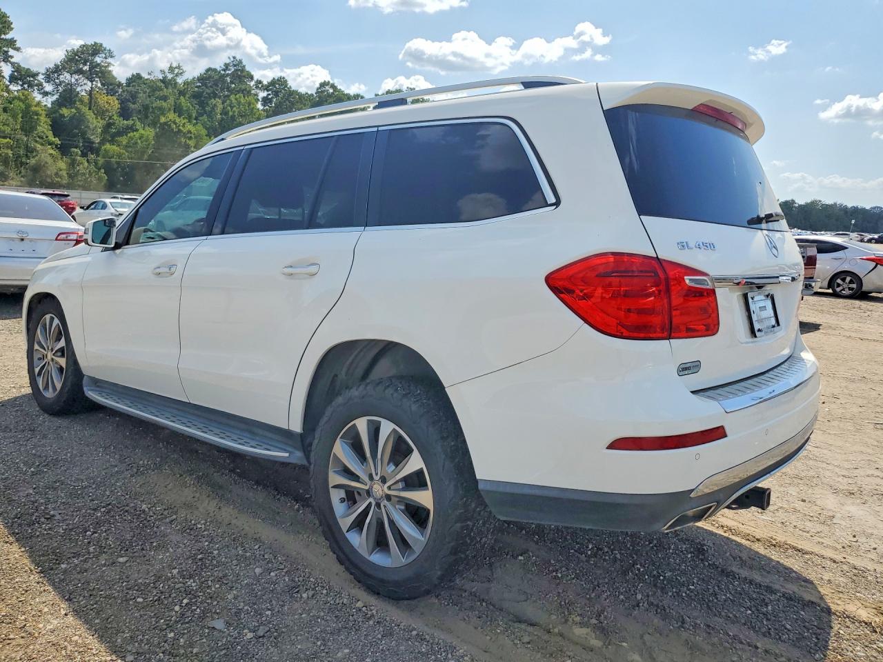 2014 Mercedes-benz Gl 450 4matic White vin: 4JGDF7CE9EA332273