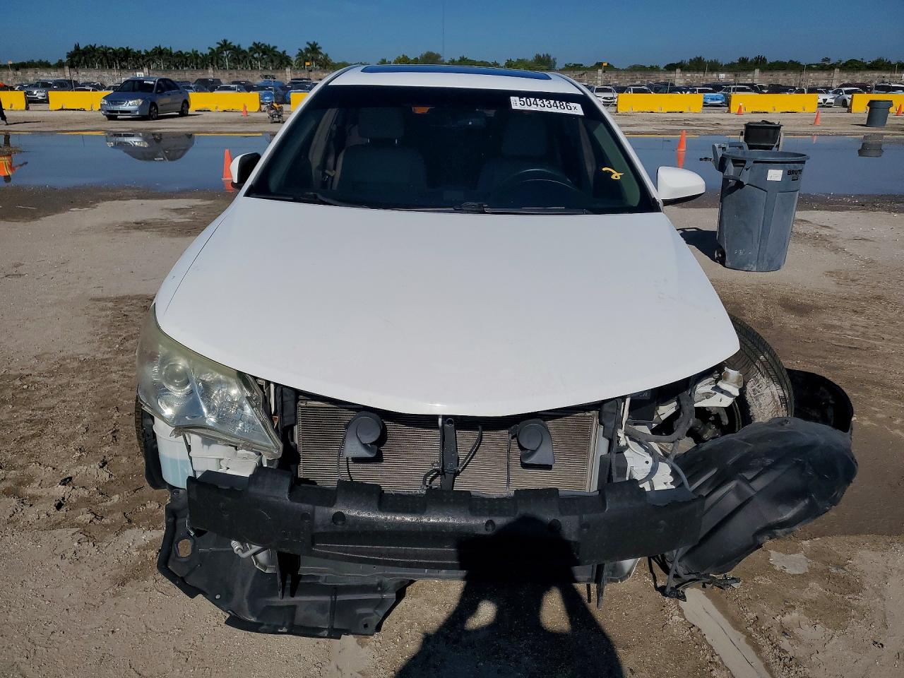 2014 Toyota Camry Xle White vin: 4T4BF1FK1ER345433