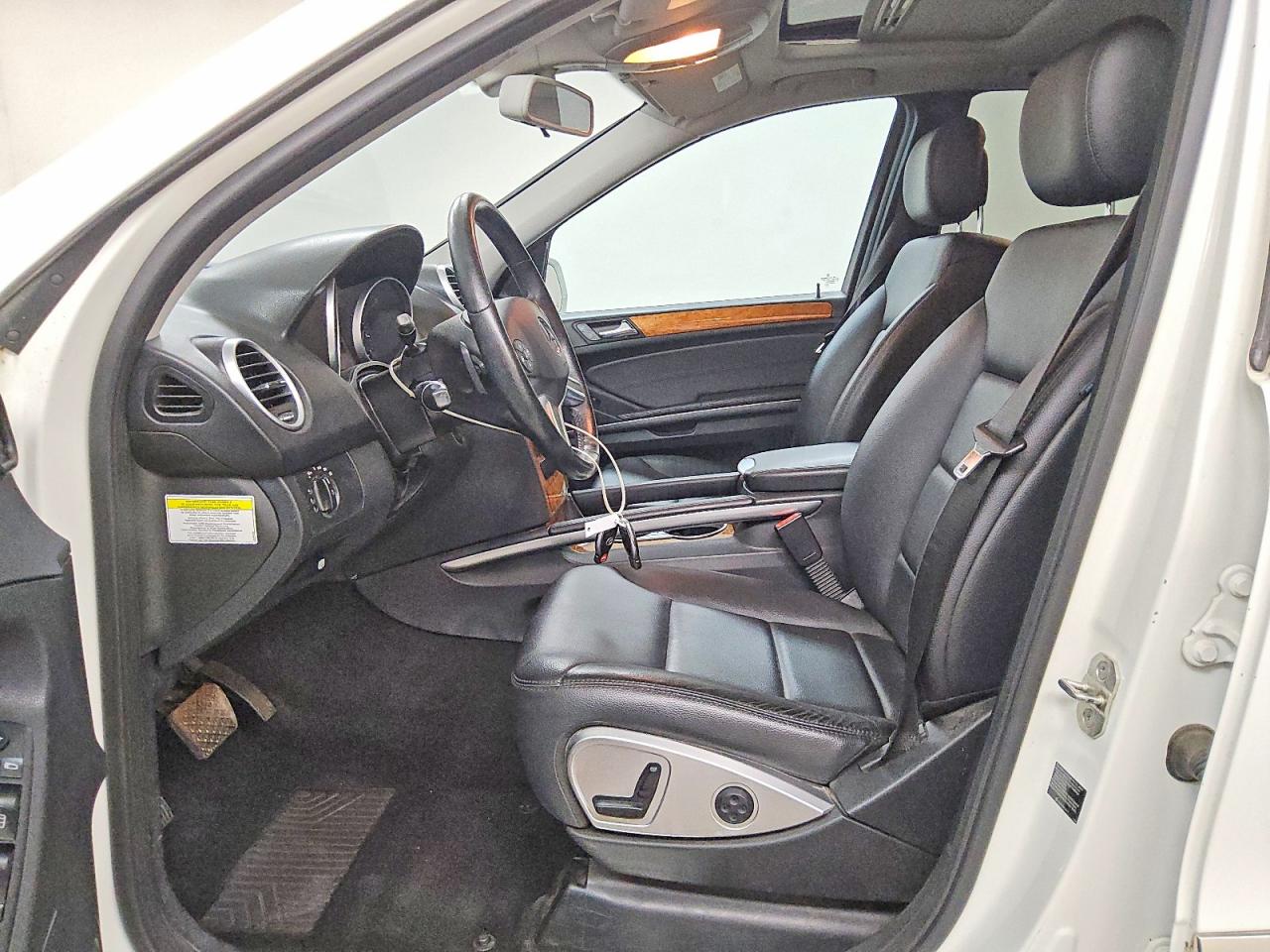 2009 Mercedes-benz Ml 350 White vin: 4JGBB86E99A515148