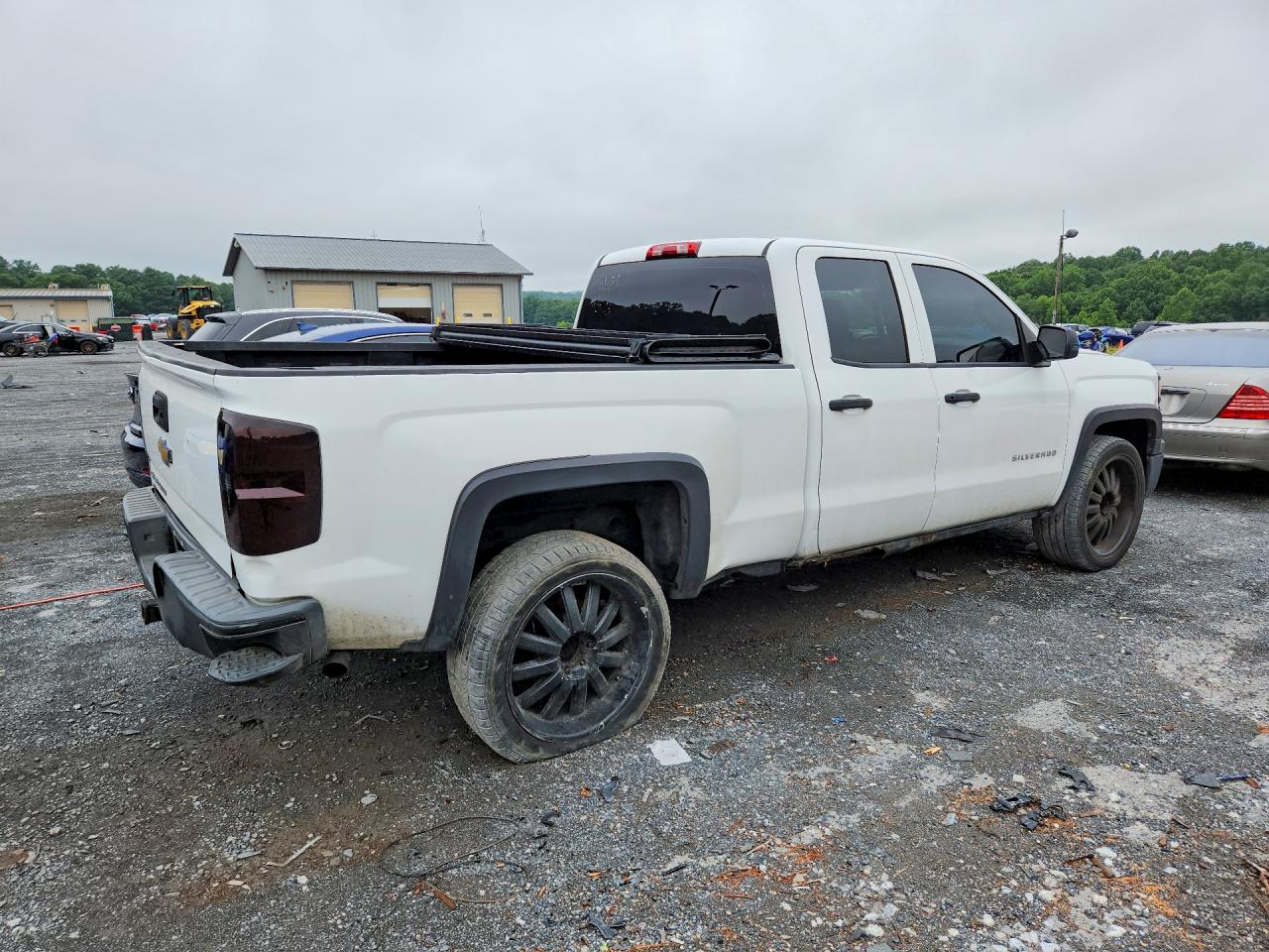 2014 Chevrolet Silverado C1500 White vin: 1GCRCPEH5EZ170637