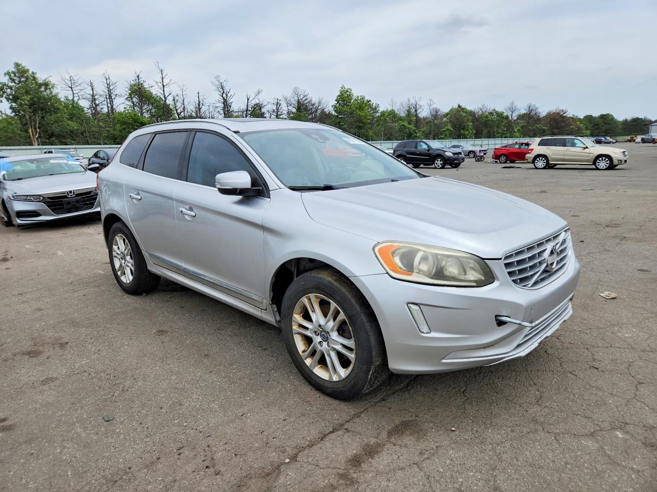 2014 Volvo Xc60 3.2 Silver vin: YV4952DL1E2553466