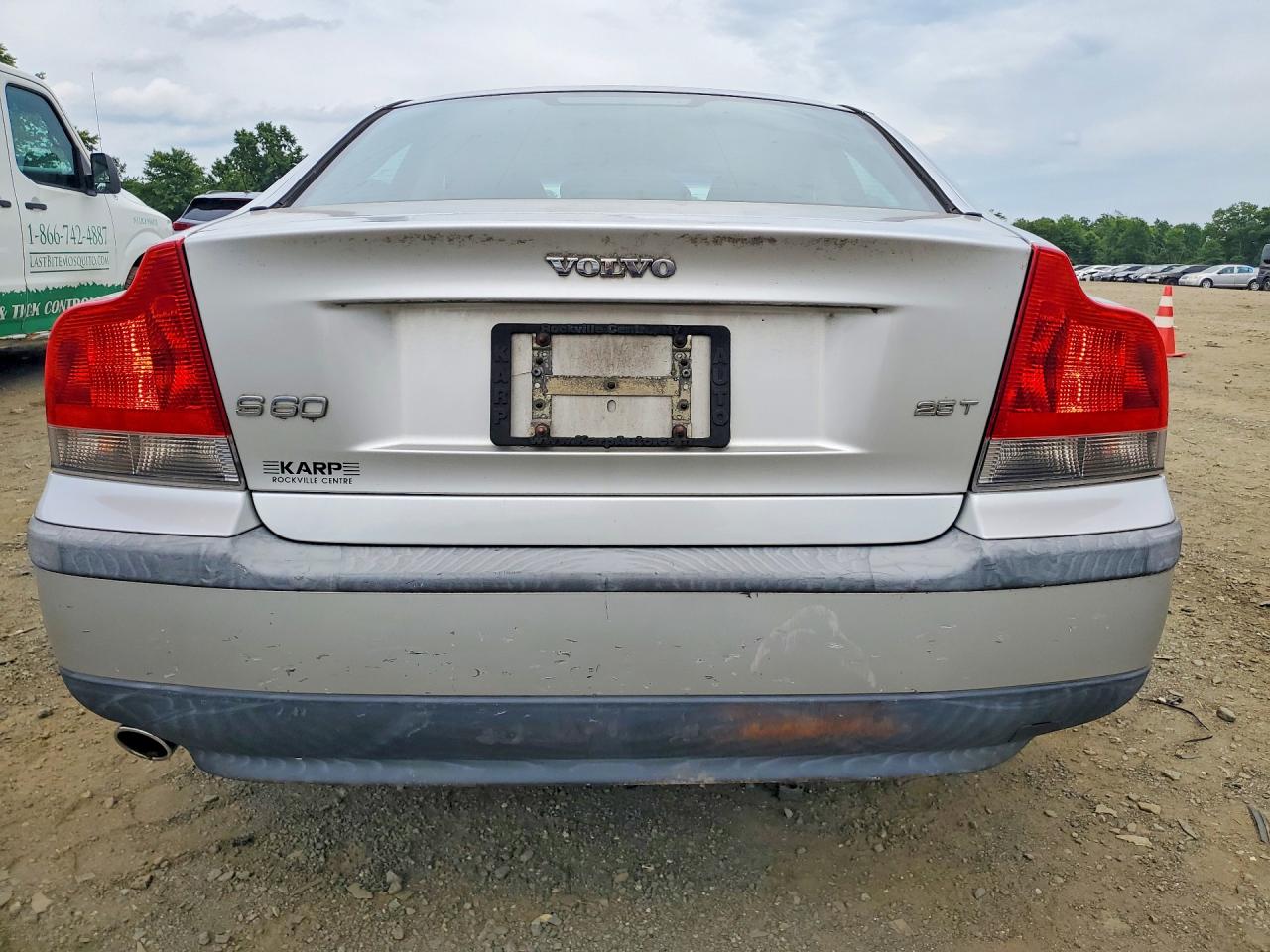 2004 Volvo S60 2.5t Silver vin: YV1RS59VX42339169