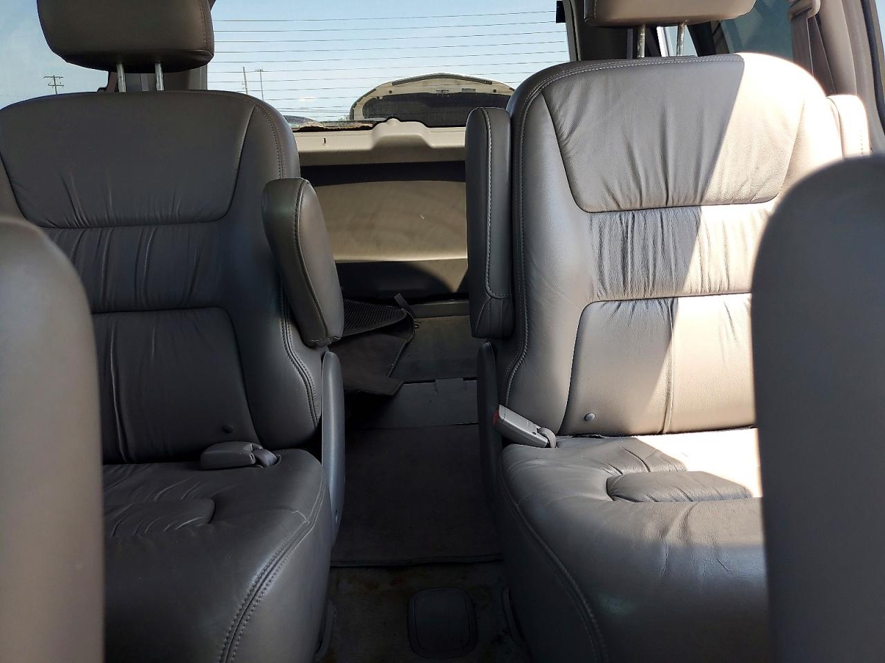 2003 Honda Odyssey Exl Silver vin: 5FNRL18043B138039