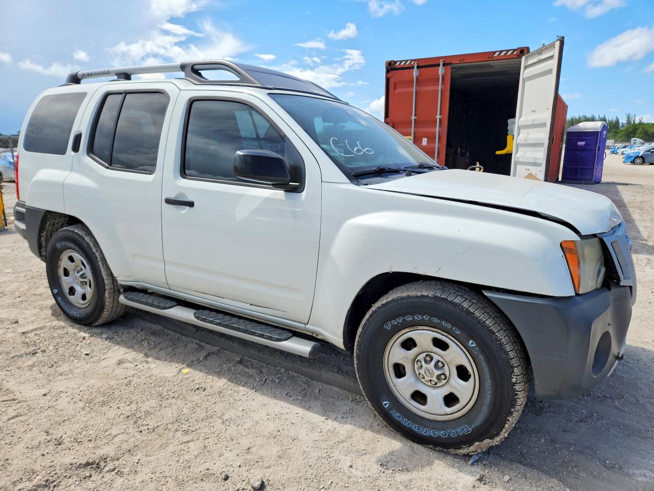 2013 Nissan Xterra X White vin: 5N1AN0NU0DN825638