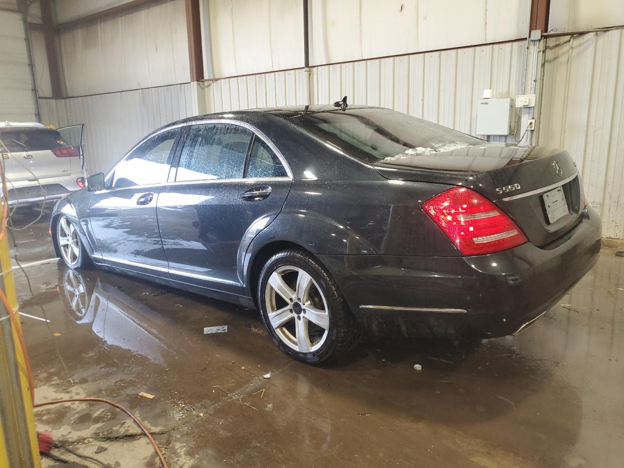 2013 Mercedes-benz S 550 4matic Charcoal vin: WDDNG9EB1DA525820