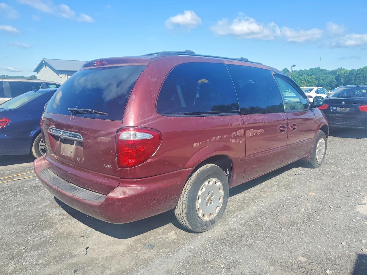 2002 Chrysler Town & Country Lx Maroon vin: 2C4GP44352R693436