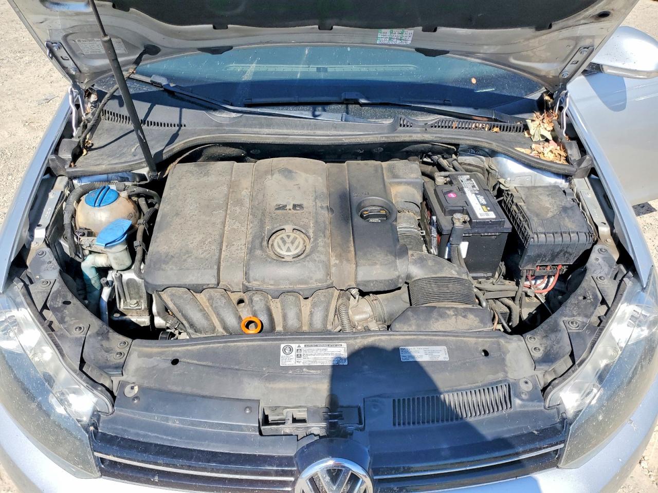 2013 Volkswagen Jetta S Silver vin: 3VWPP7AJ8DM668610