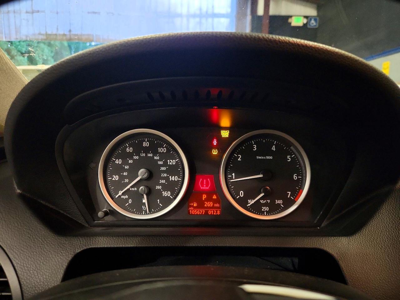 2007 Bmw 650 I Silver vin: WBAEH13577CR52253