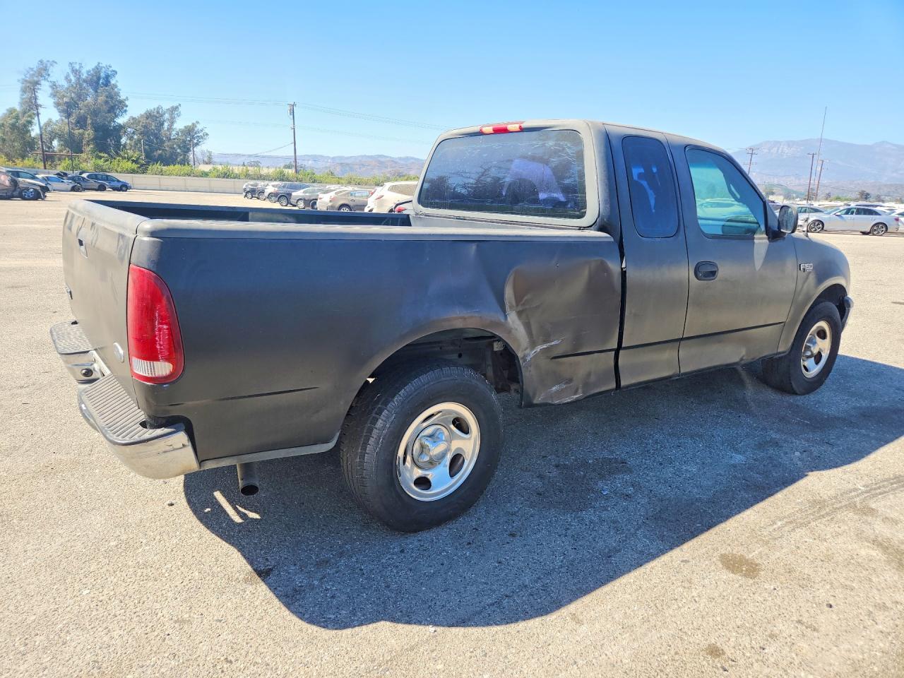 2001 Ford F150 Black vin: 1FTZX17261NB94537