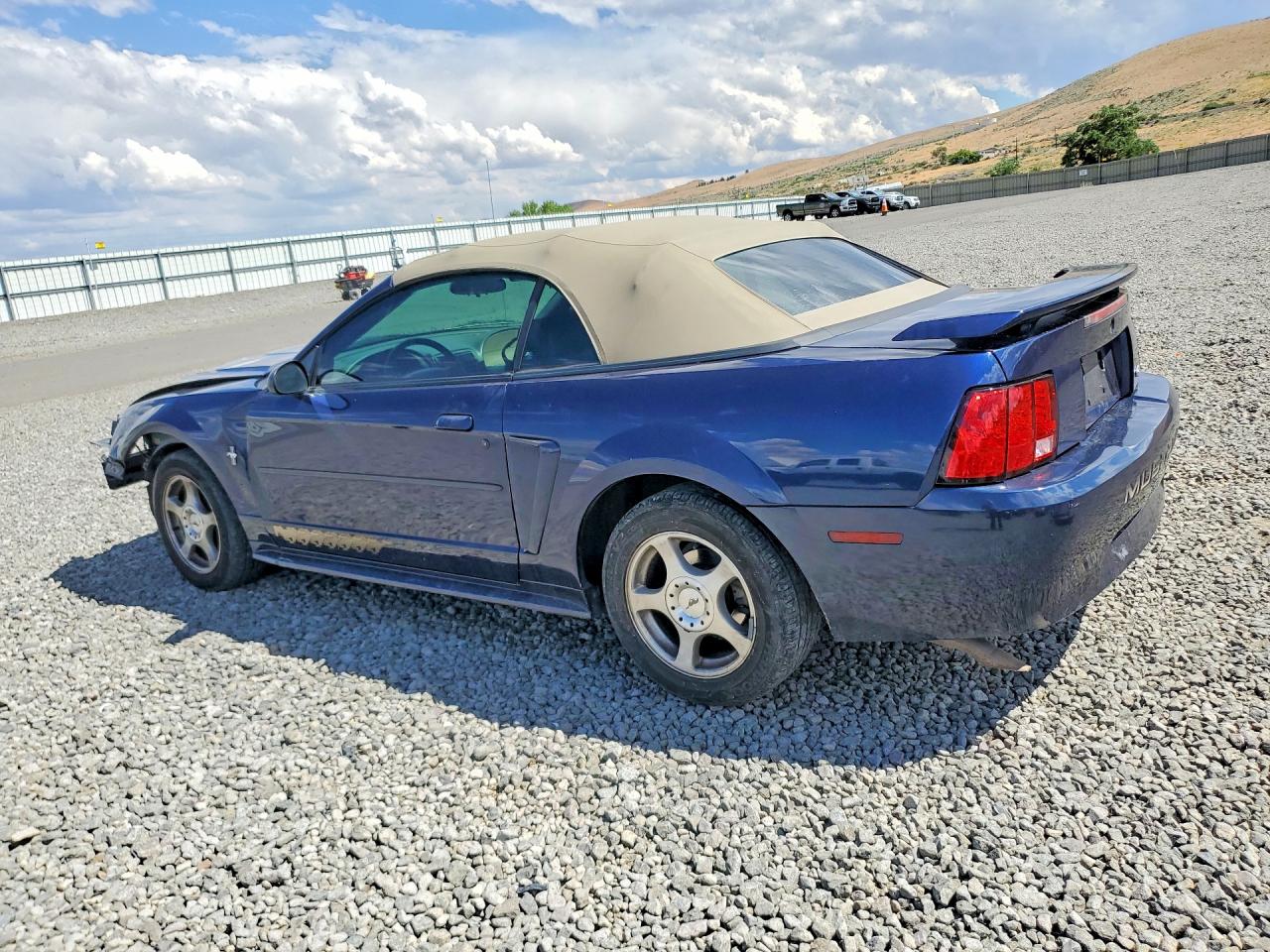 2003 Ford Mustang Blue vin: 1FAFP44453F411198