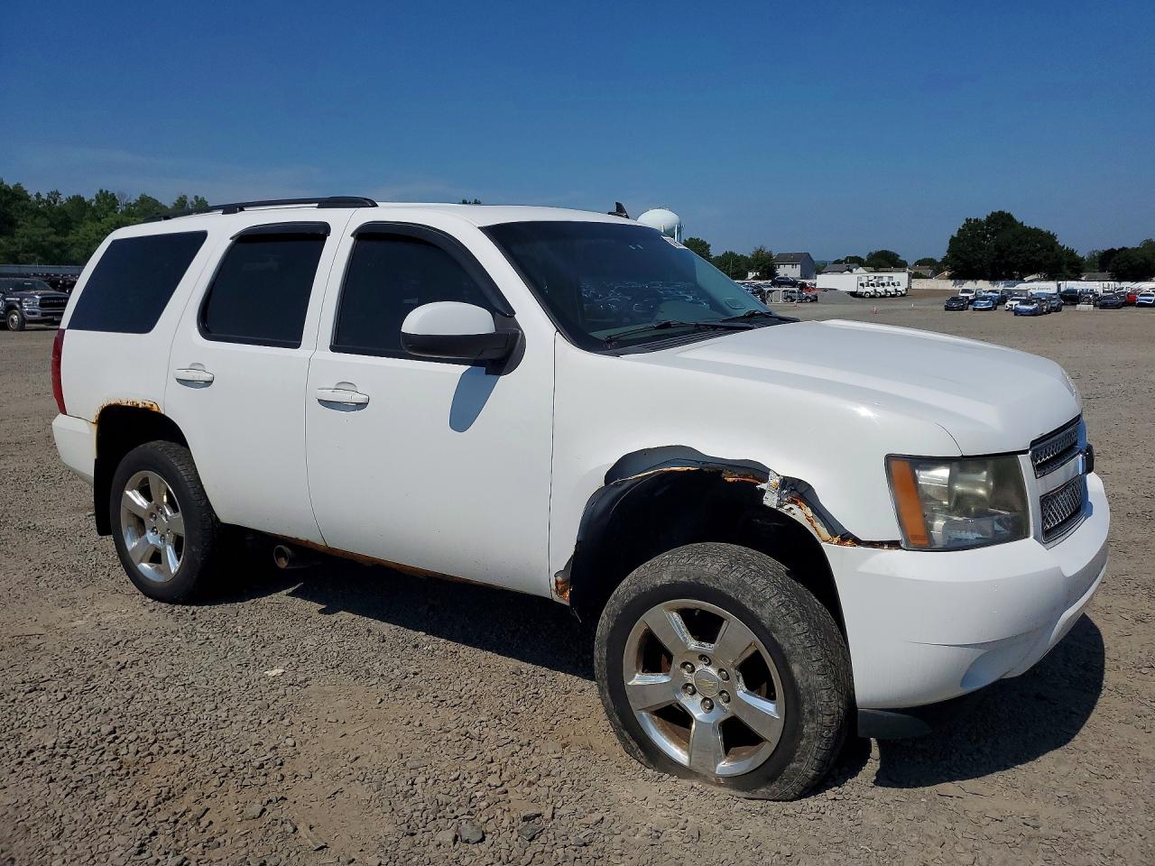 2010 Chevrolet Tahoe K1500 Lt White vin: 1GNUKBE00AR261956