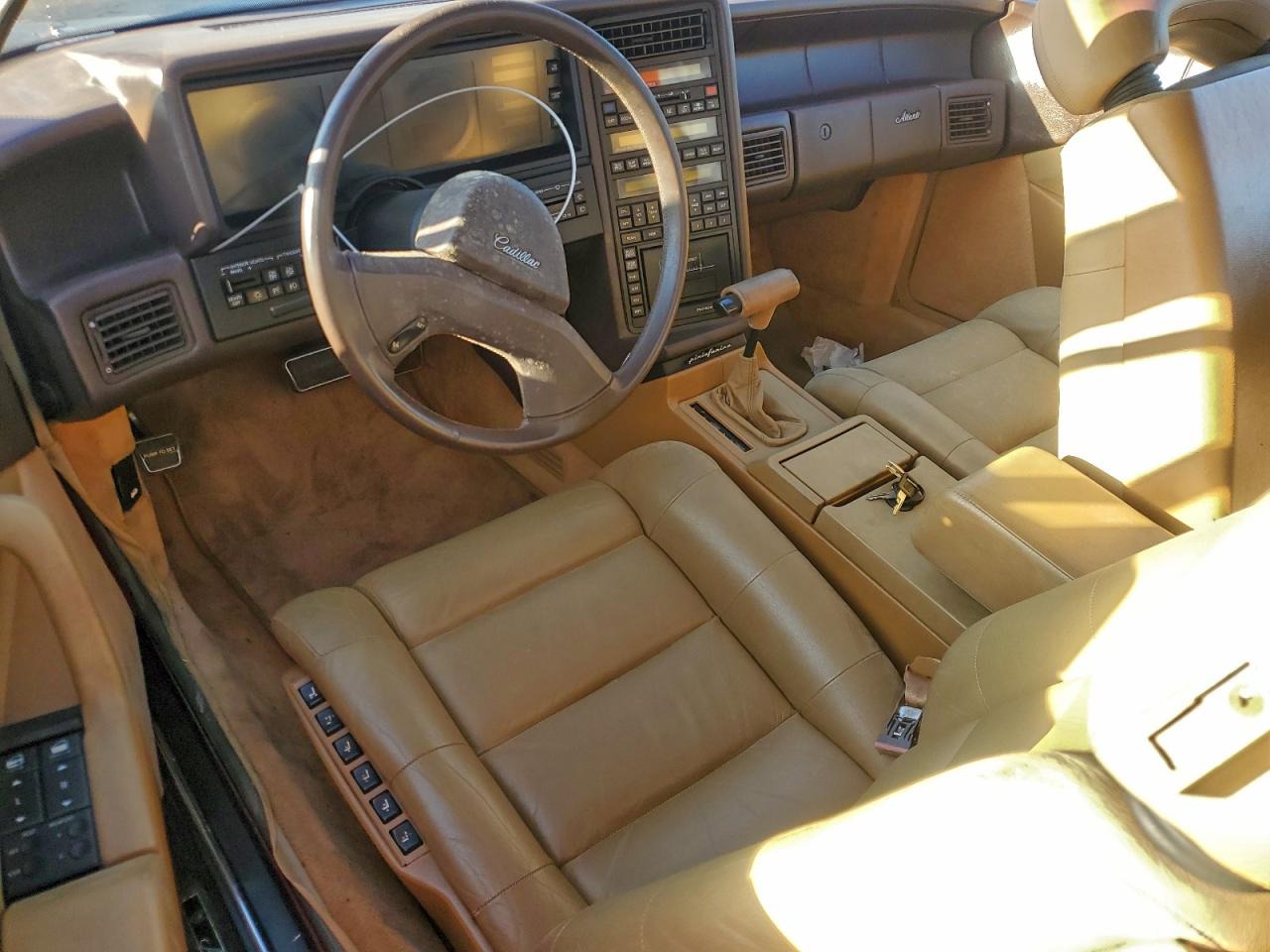 1988 Cadillac Allante Red vin: 1G6VR3174JU100365