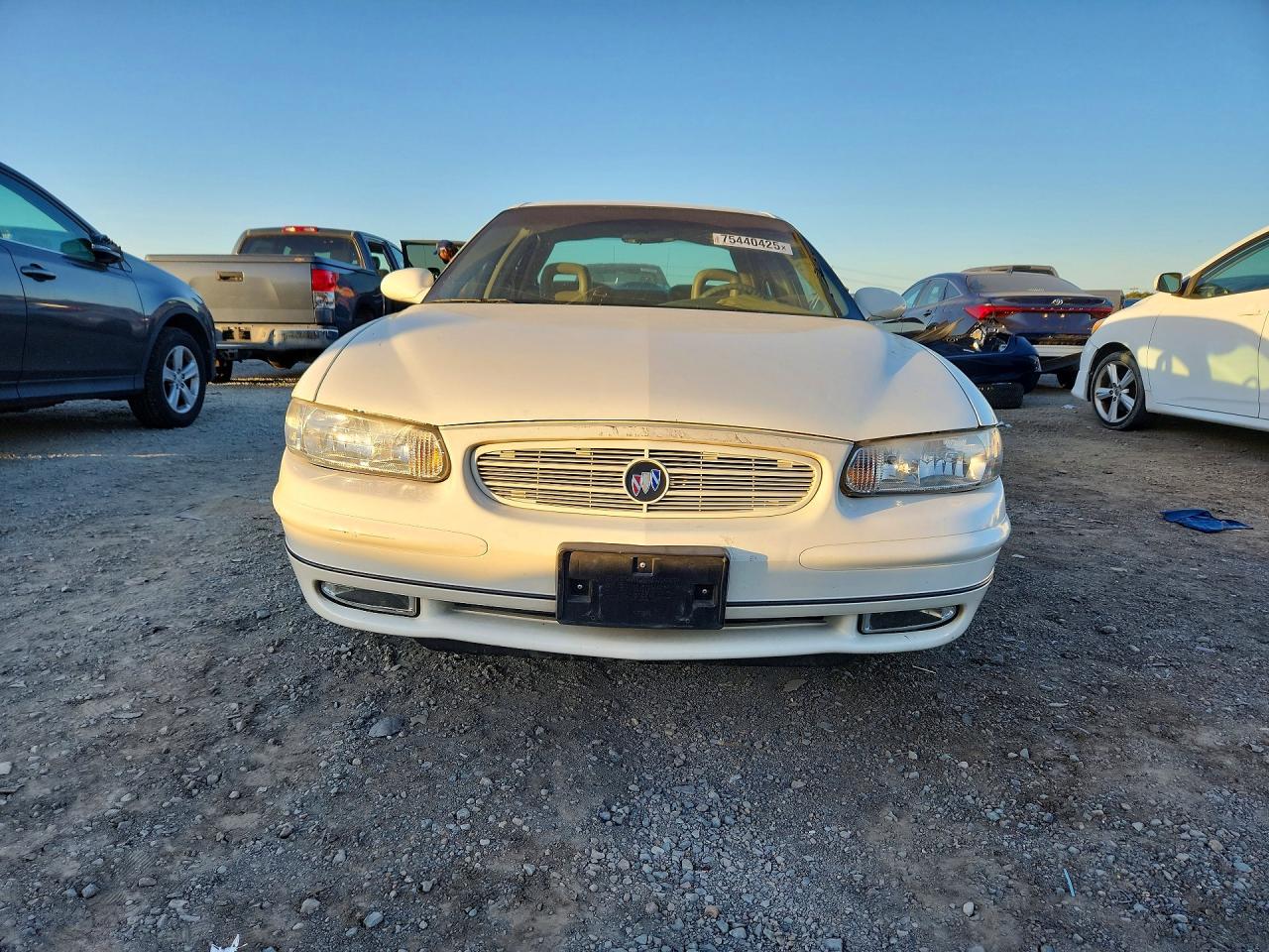 2003 Buick Regal Ls White vin: 2G4WB52K431295754