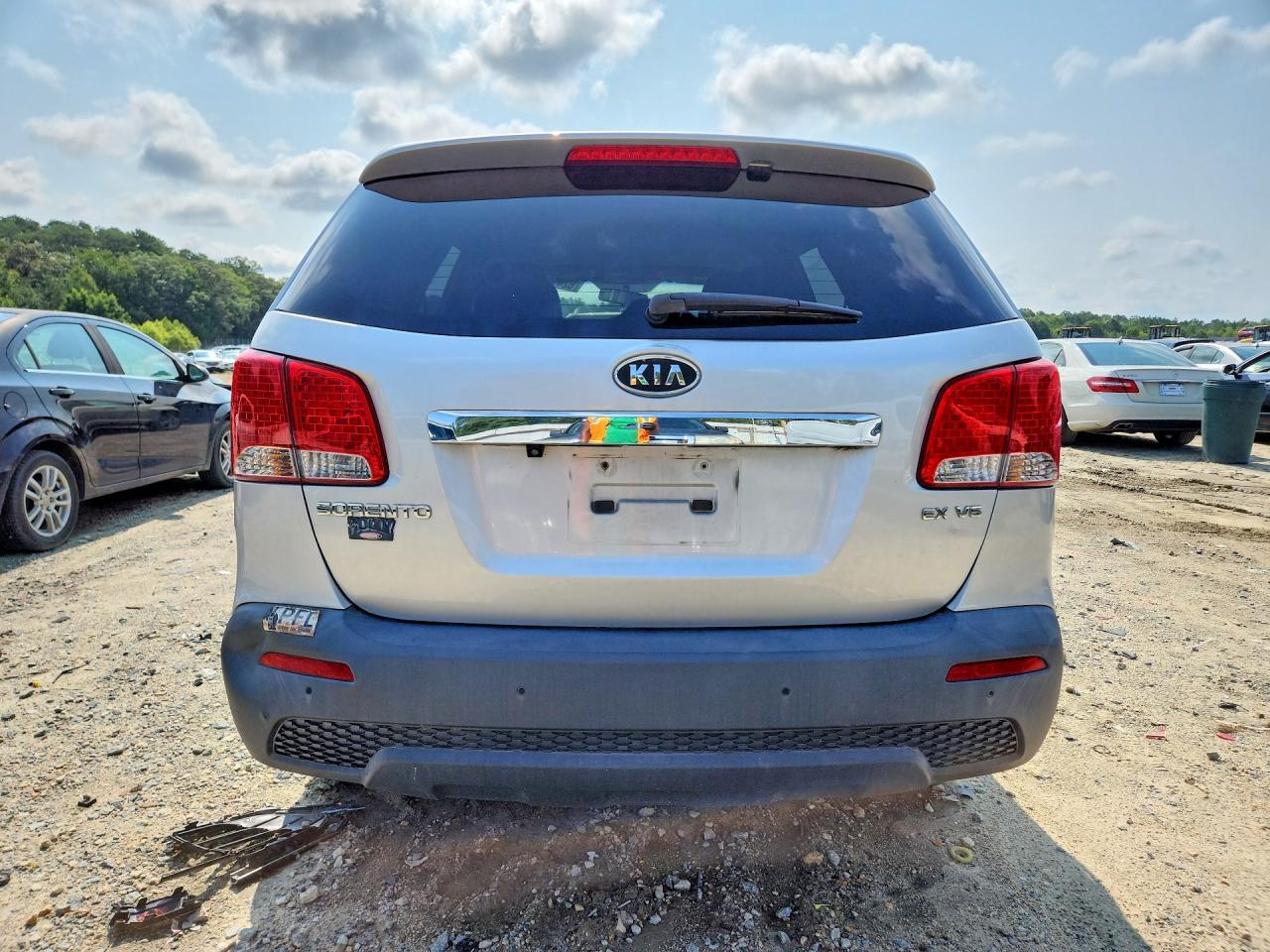 2011 Kia Sorento Ex Silver vin: 5XYKU4A26BG011666
