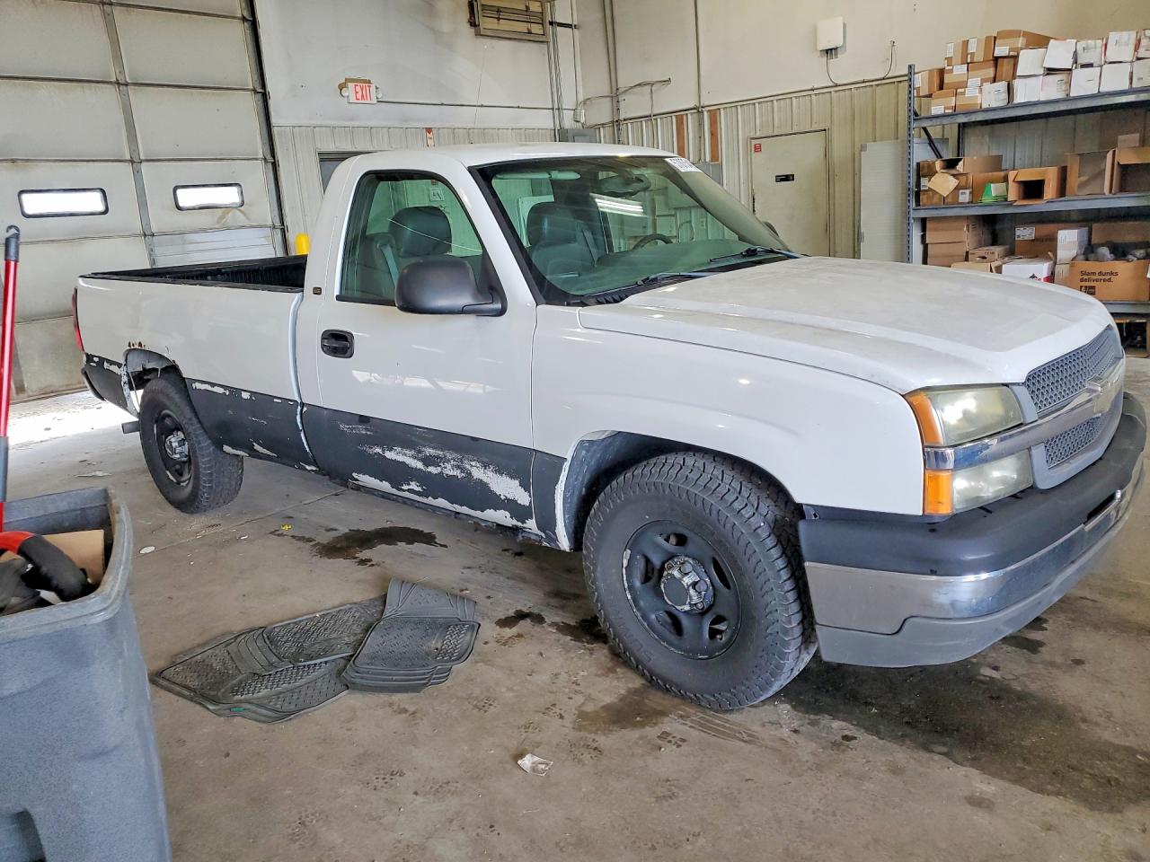 2004 Chevrolet Silverado C1500 Белый vin: 1GCEC14V84Z270281