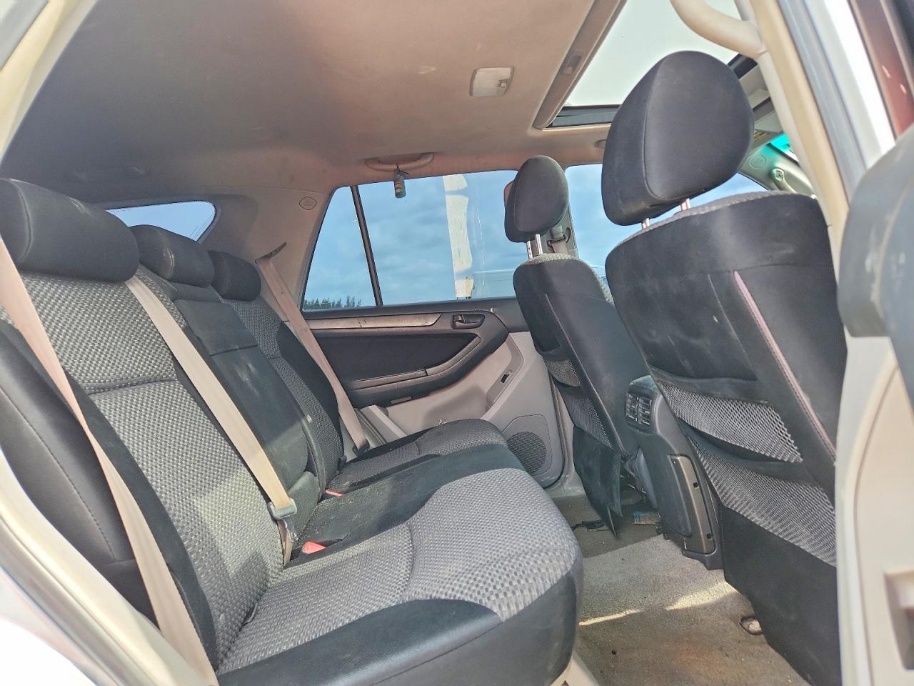 2008 Toyota 4runner Sport Edition Silver vin: JTEBU14R28K009645